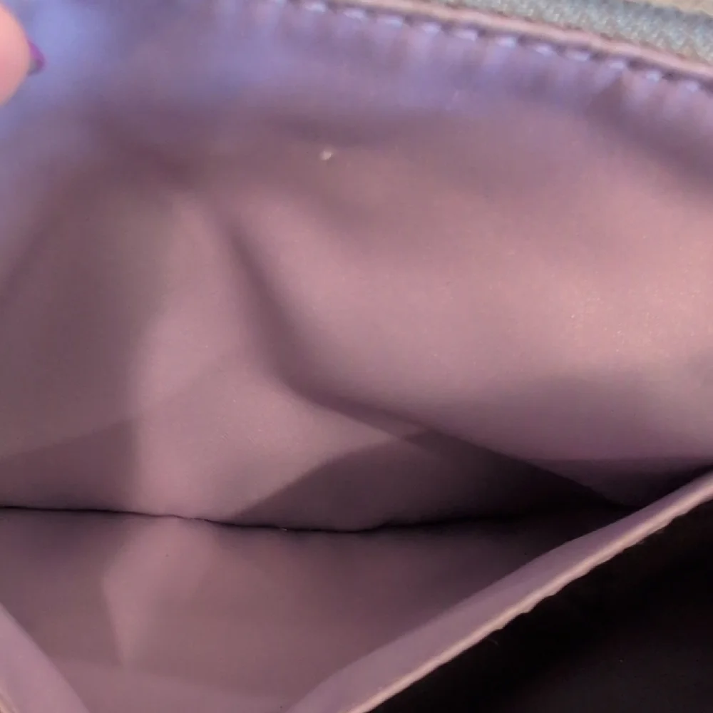 Coach VINTAGE Penelope Silver & Grey Signature Crossbody Bag - Picture 9 of 13